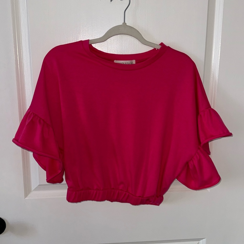 PANTS STORE size large pink soft cotton top with flutter sleeves